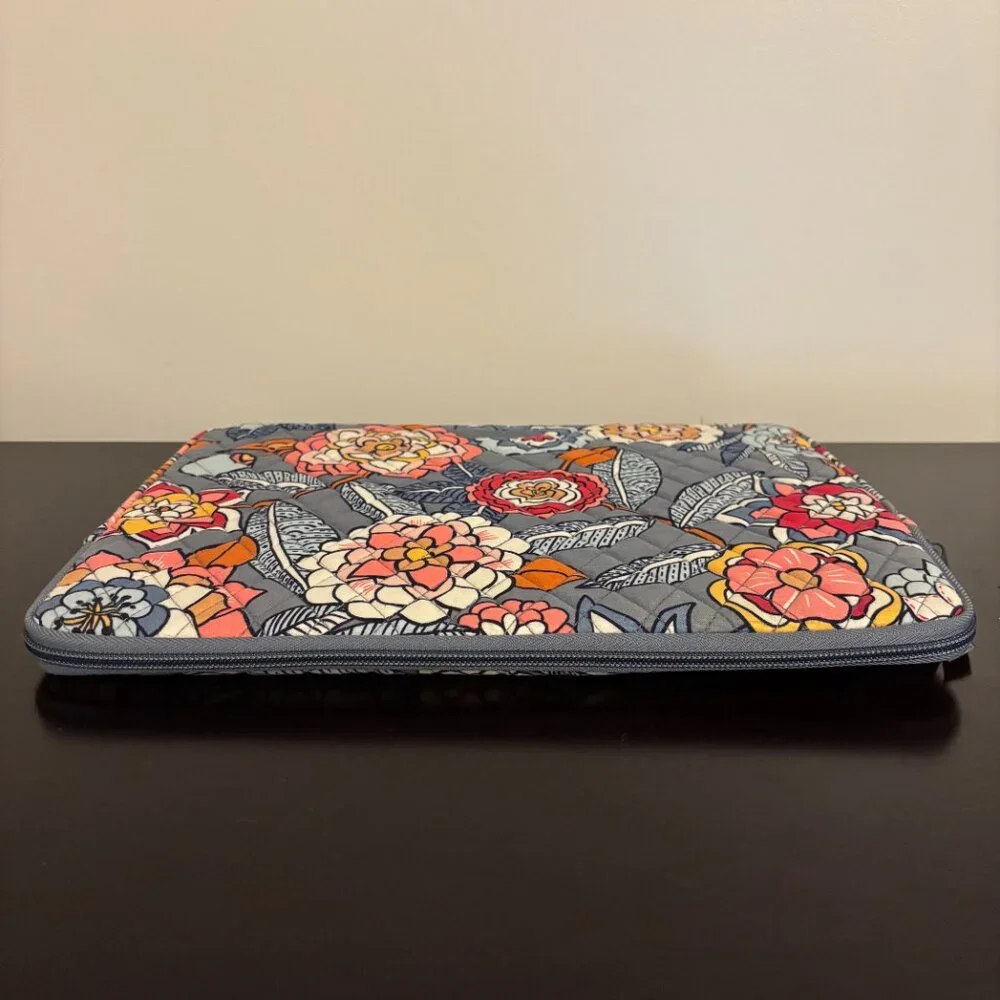Vera Bradley Tropical Evening Gray Floral Quilted Laptop Tablet Sleeve
